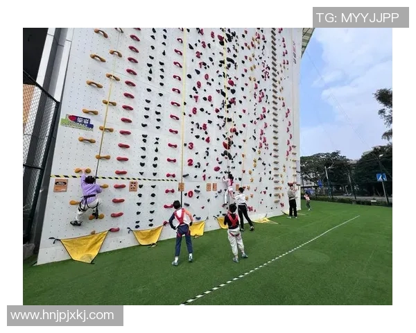 武汉攀岩队勇攀高峰的极限运动联赛特别报道与突破历程分享 武汉攀岩队勇攀高峰的极限运动联赛特别报道与突破历程分享