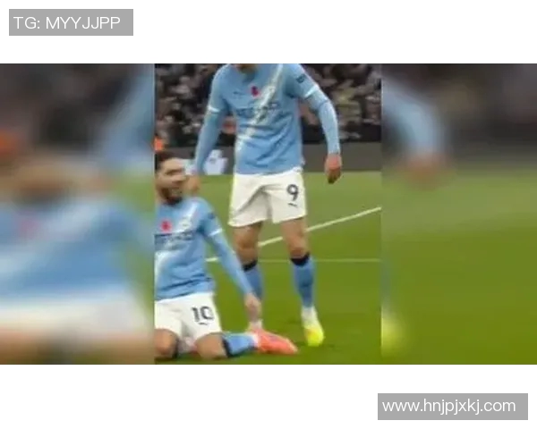 埃弗顿迎战鲁森比洛克期待一场精彩的足球对决与激情碰撞 埃弗顿迎战鲁森比洛克期待一场精彩的足球对决与激情碰撞